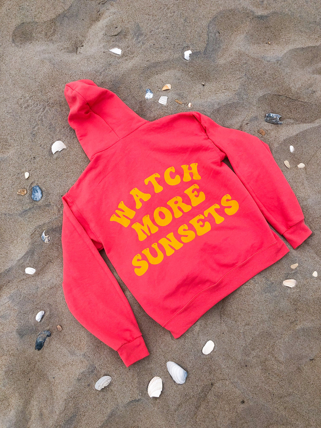 ♡WATCH MORE SUNSETS HOODIE