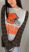 Load image into Gallery viewer, CLEVELAND BROWNS KNIT SLEEVES TOP

