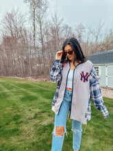 Load image into Gallery viewer, YANKEES GRAY JERSEY X FLANNEL
